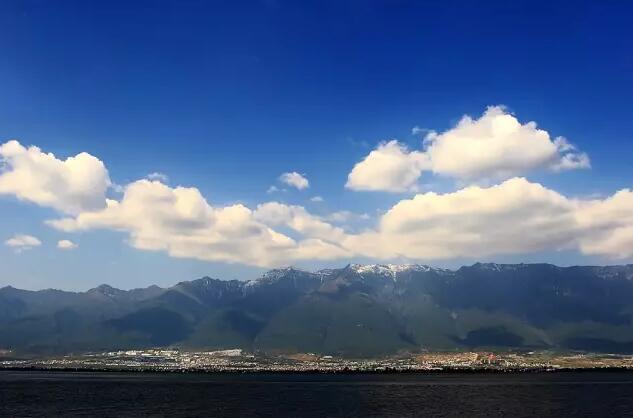 7岁小孩在苍山走失苍山惊现，7岁孩童意外走失，生死未卜，寻找行动刻不容缓！